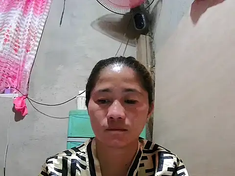 Snapshot of lovelyxxx88 chatting on 8, 4, 2026 lovelyxxx88 online show from 8, 4, 2026