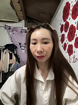 Adela-222 online show from 16, 4, 2026