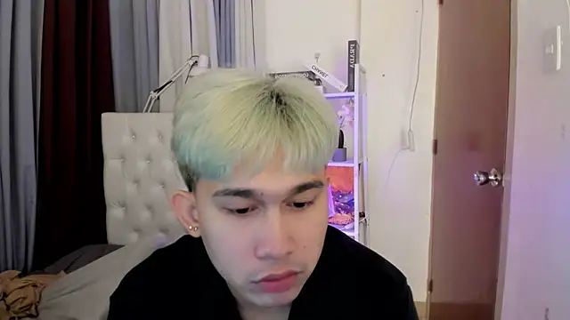 davincihugecock online show from 18, 4, 2026