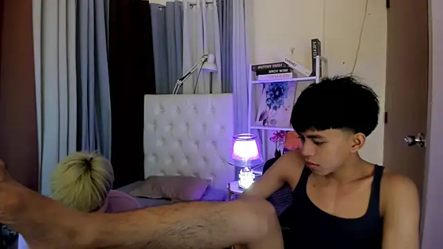 davincihugecock online show from 20, 4, 2026