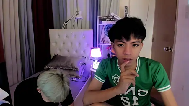 davincihugecock online show from 21, 4, 2026