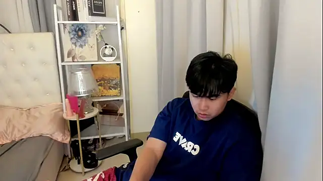 davincihugecock online show from 18, 6, 2026