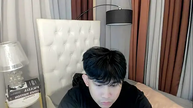 davincihugecock online show from 4, 7, 2026