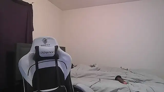 maxryderr online show from 23, 4, 2026