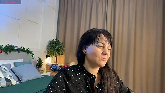  SilkyShadow  online show from 15, 1, 2026