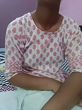 Snapshot of eddy_girl chatting on 4, 7, 2026 eddy girl online show from 4, 7, 2026