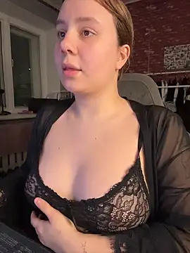 AnnaSeint online show from 17, 2, 2026