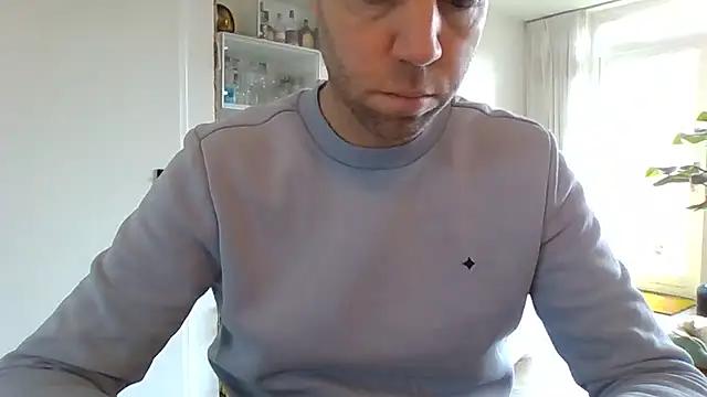 Vector1982 online show from 12, 2, 2026