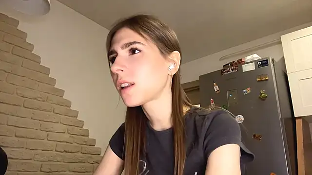 ElsieKuhlmann online show from 1, 3, 2026