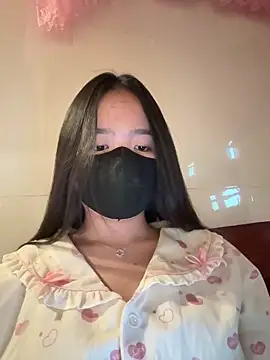 Gwen879 online show from 3, 2, 2026