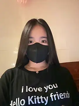 Gwen879 online show from 19, 4, 2026