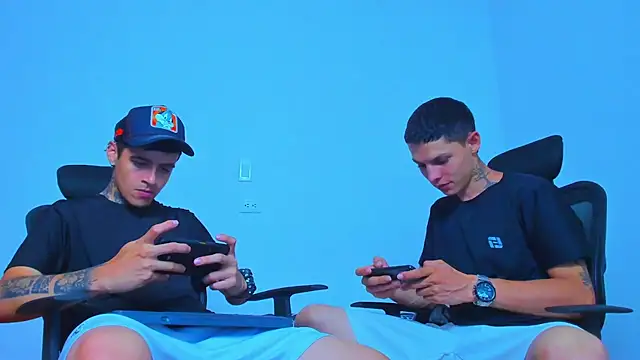 Thomas-Wil online show from 5, 4, 2026