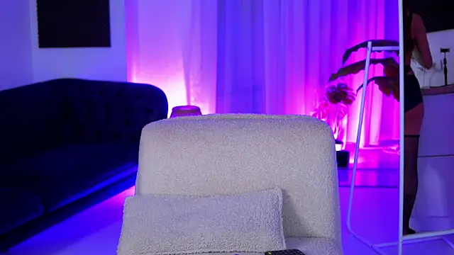 Snapshot of Arabian_Rose chatting on 3, 5, 2026 Arabian Rose online show from 3, 5, 2026