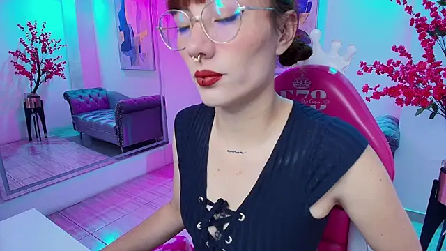 Lilith tayylor online show from 16, 1, 2026