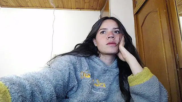 Shanel Lozano online show from 11, 5, 2026