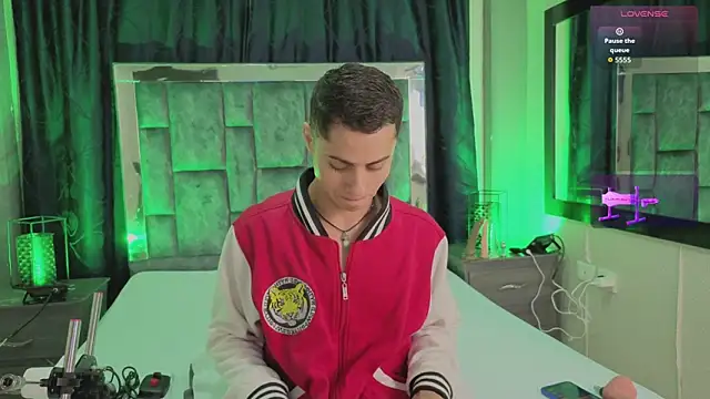 LeoMonnroe online show from 5, 3, 2026