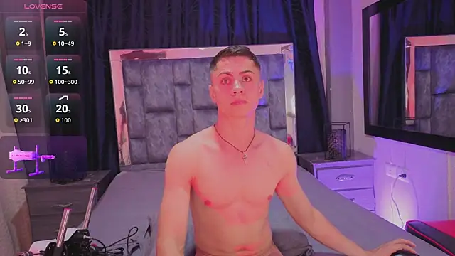 LeoMonnroe online show from 22, 4, 2026