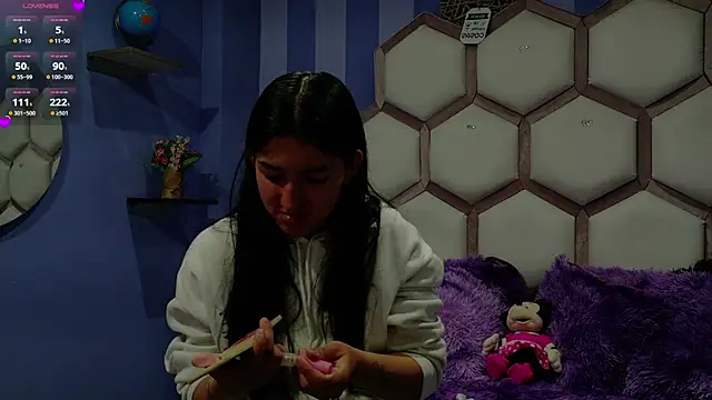 yvi taylor online show from 29, 4, 2026