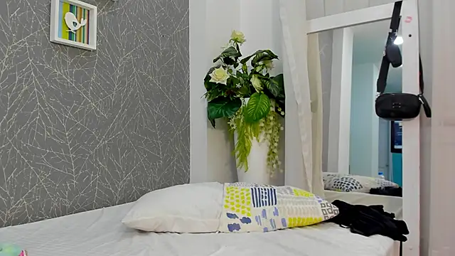 ViictoriiaSaenz online show from 11, 6, 2026