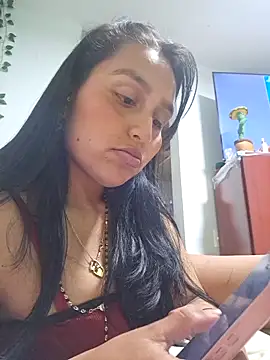 Snapshot of LunaRouuse_ chatting on 15, 6, 2026 LunaRouuse online show from 15, 6, 2026