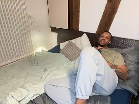 Snapshot of midnight_ballerina_ chatting on 28, 2, 2026 midnight ballerina online show from 28, 2, 2026