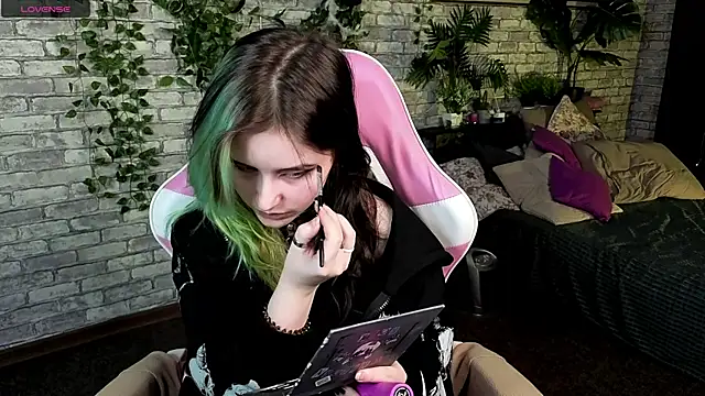 RubyMyst online show from 7, 3, 2026