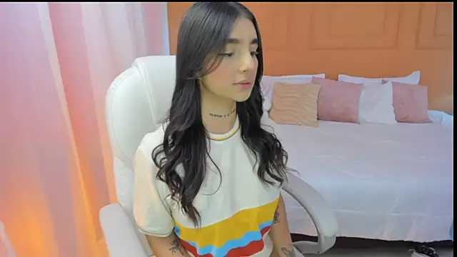 Abriil cutee online show from 13, 6, 2026