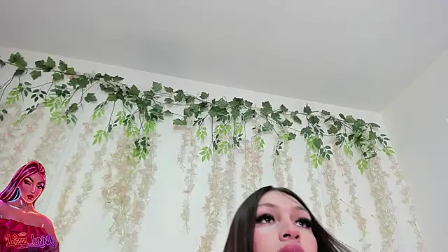 lizz lunna online show from 22, 4, 2026