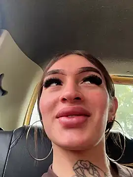 lizz lunna online show from 27, 4, 2026