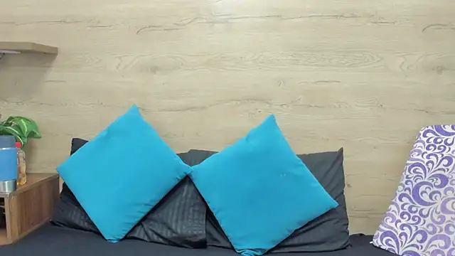 rousemonroe online show from 16, 4, 2026