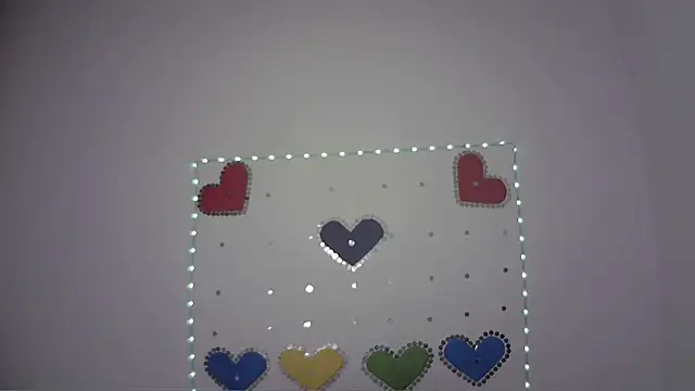 Mia Suarez7 online show from 5, 4, 2026