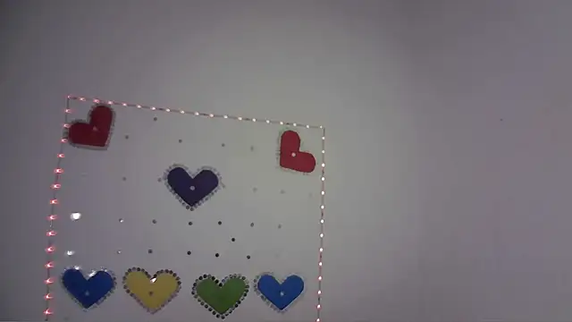 Mia Suarez7 online show from 21, 4, 2026