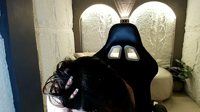 katalina r  online show from 19, 4, 2026