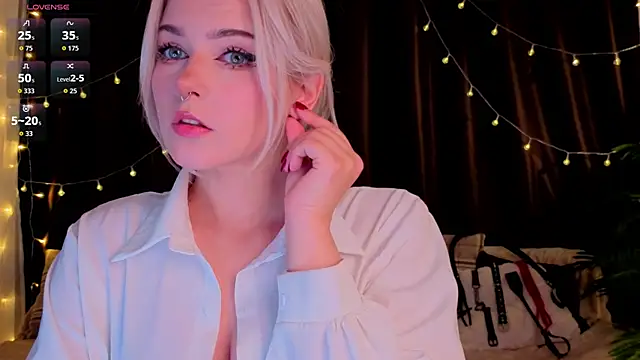 ShyniAlice online show from 25, 4, 2026