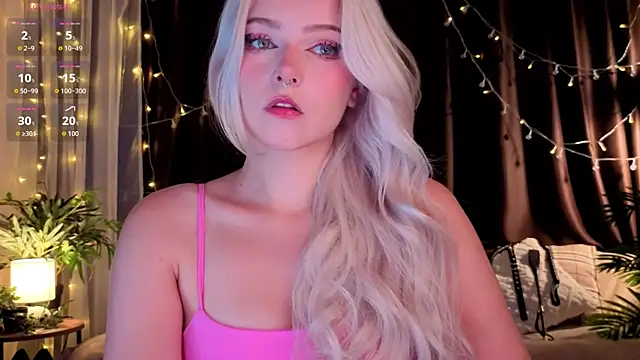 ShyniAlice online show from 26, 7, 2026