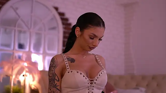 NyssaSky online show from 23, 4, 2026