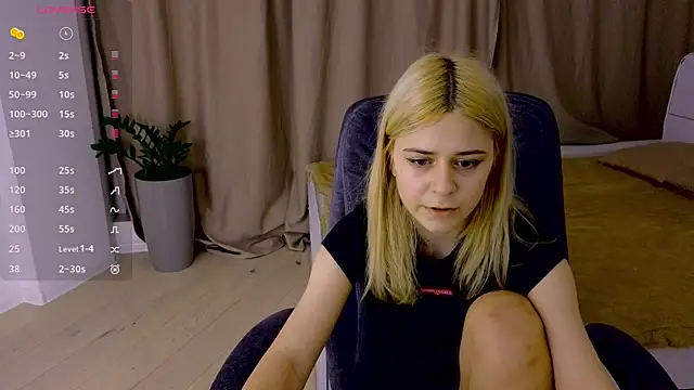 ApheliaStar online show from 10, 1, 2026