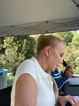 hollyrandall online show from 25, 2, 2026