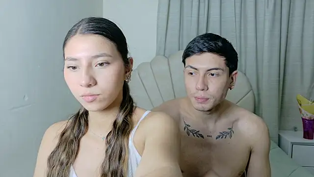 Snapshot of ScarlettAndLucas chatting on 27, 5, 2026 ScarlettAndLucas online show from 27, 5, 2026