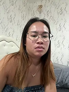 Ponthip online show from 25, 4, 2026