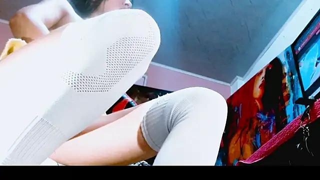 Snapshot of SweetCandyDemony chatting on 3, 2, 2026 SweetCandyDemony online show from 3, 2, 2026