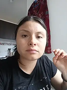 yessica gomez01 online show from 19, 6, 2026