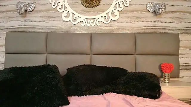 Little Mayy online show from 24, 2, 2026