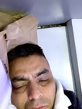 Snapshot of ashleellaunda7582 chatting on 10, 3, 2026 ashleellaunda7582 online show from 10, 3, 2026