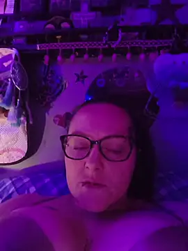 DisireAfterDark online show from 3, 3, 2026