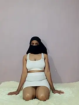 cutehotwife online show from 13, 2, 2026