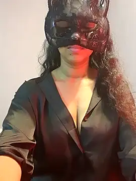 cutehotwife online show from 25, 4, 2026