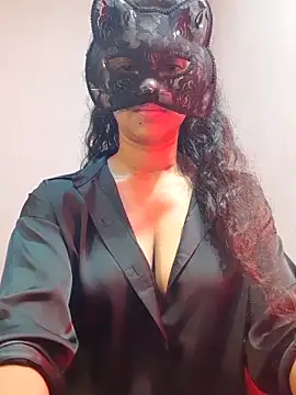 cutehotwife online show from 26, 4, 2026