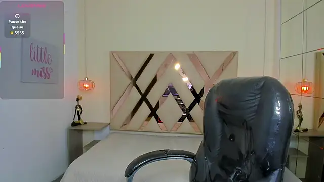 Anyelo Twink online show from 23, 4, 2026