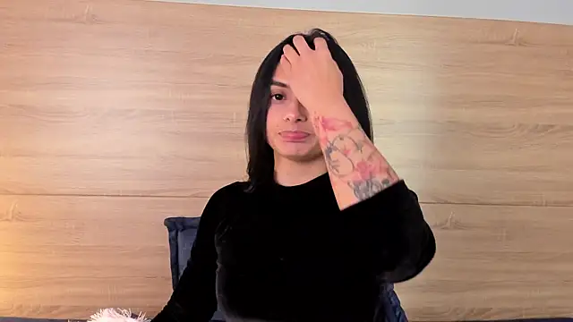 lilith petit  online show from 15, 1, 2026